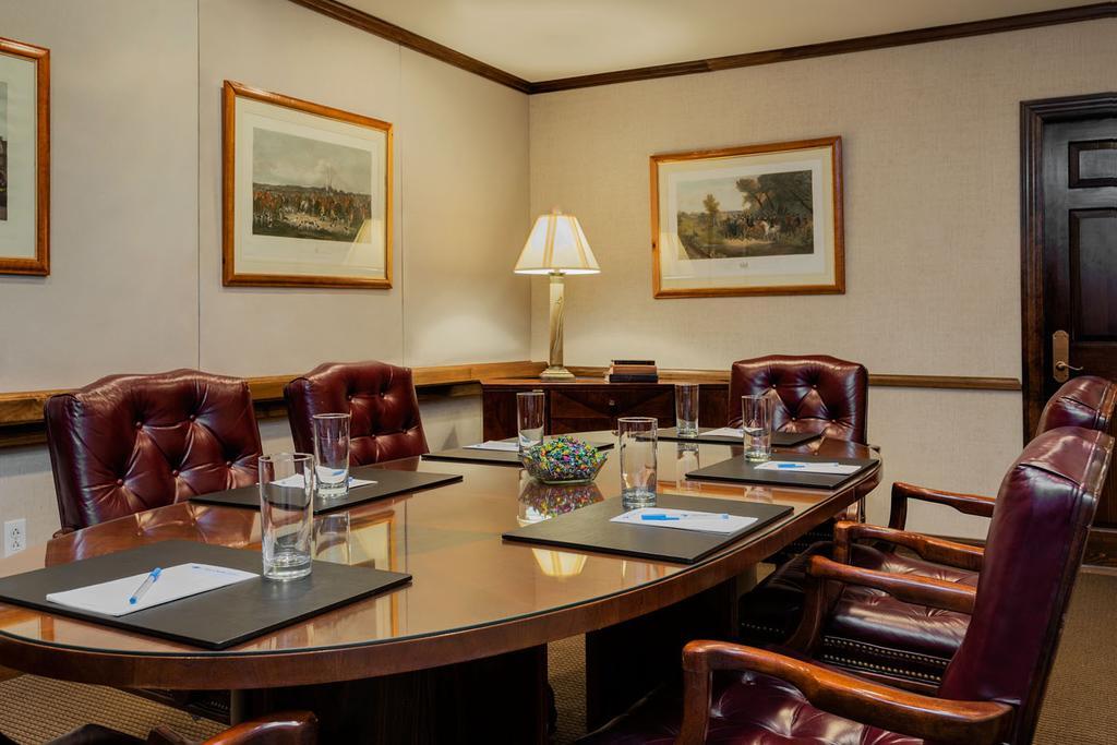 Orchards Hotel ويليامزتاون المظهر الخارجي الصورة