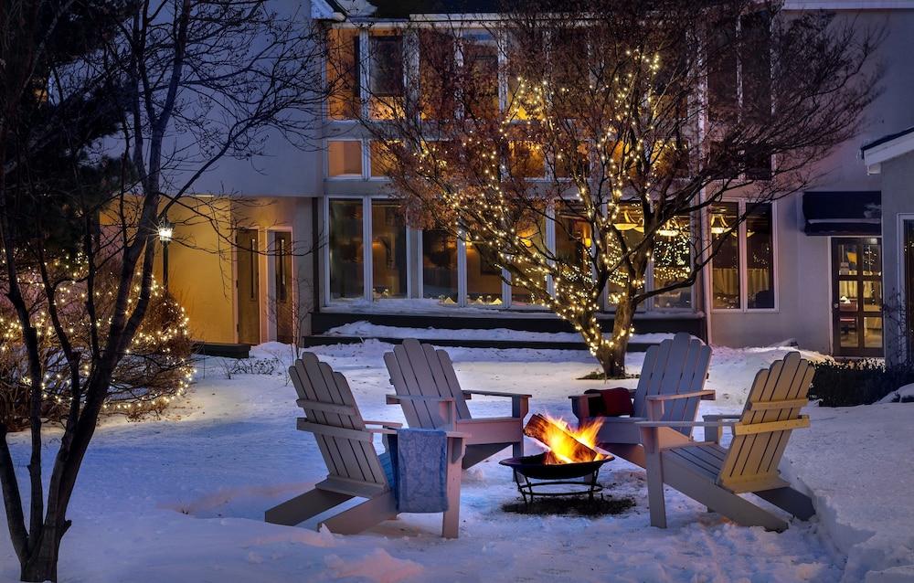 Orchards Hotel ويليامزتاون المظهر الخارجي الصورة