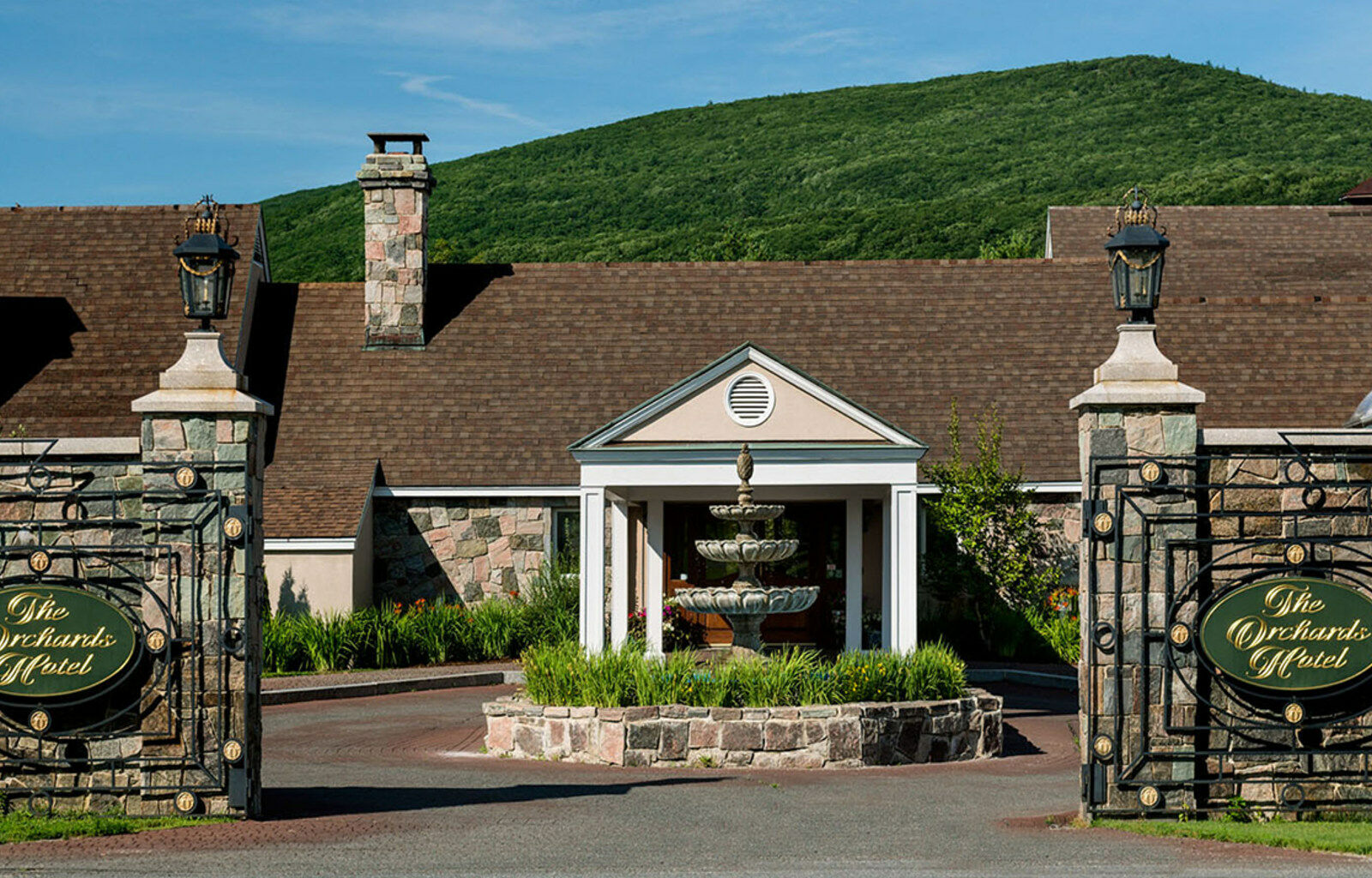 Orchards Hotel ويليامزتاون المظهر الخارجي الصورة