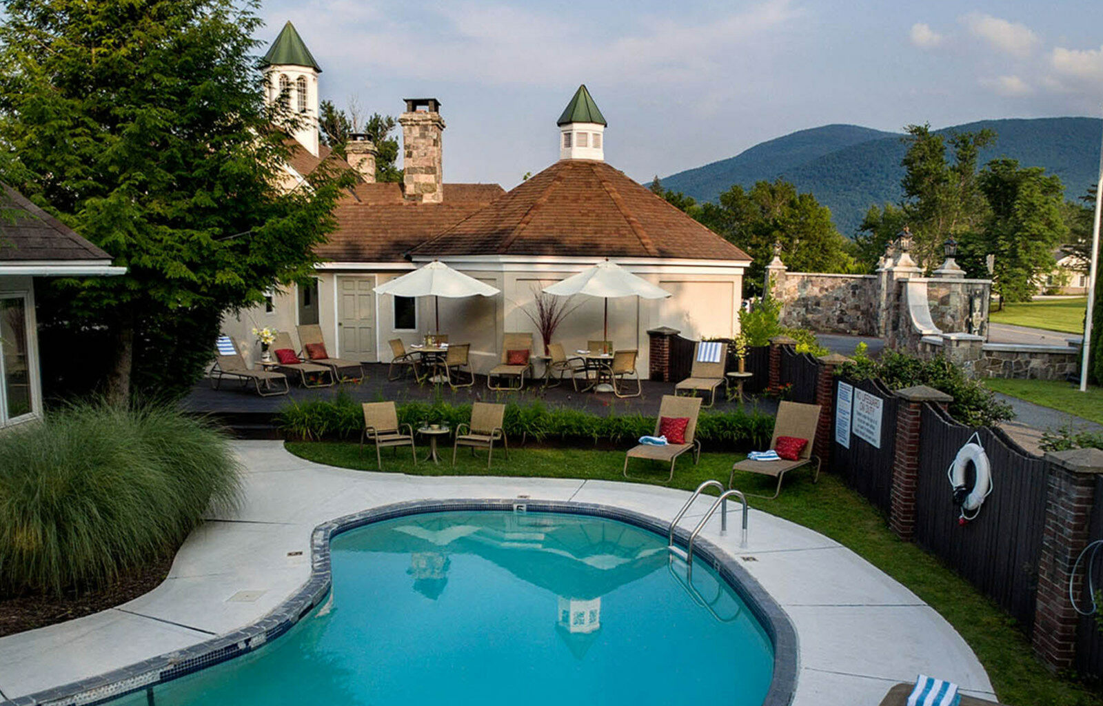 Orchards Hotel ويليامزتاون المظهر الخارجي الصورة