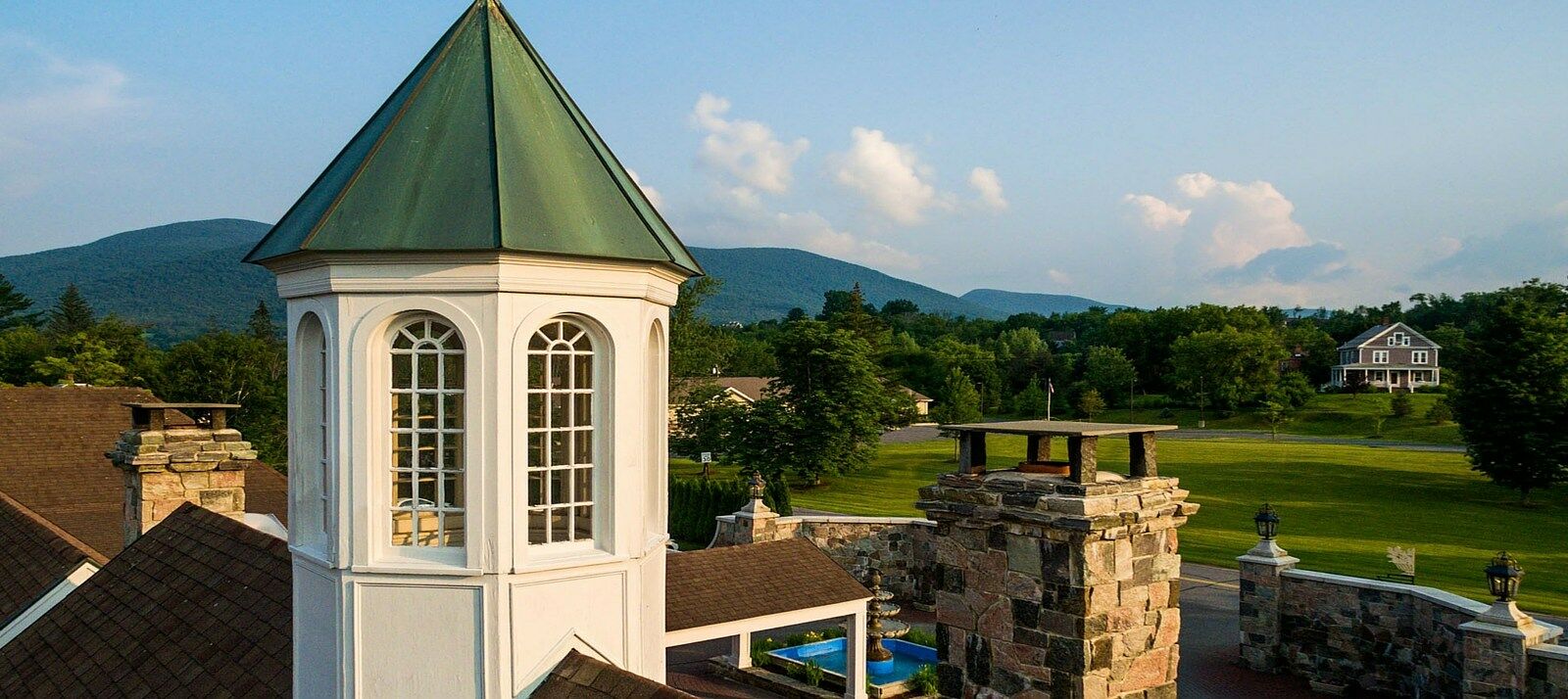 Orchards Hotel ويليامزتاون المظهر الخارجي الصورة