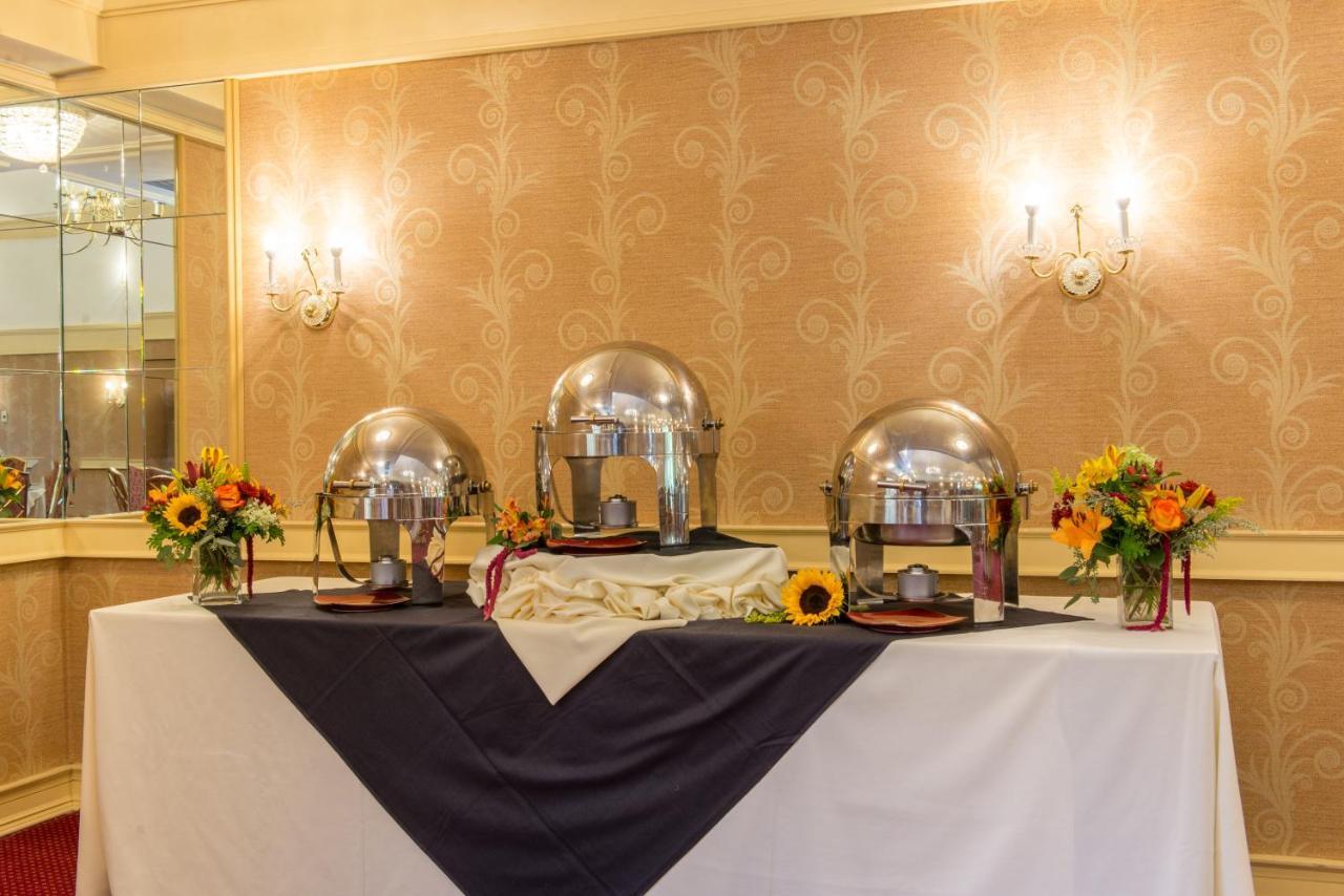 Orchards Hotel ويليامزتاون المظهر الخارجي الصورة
