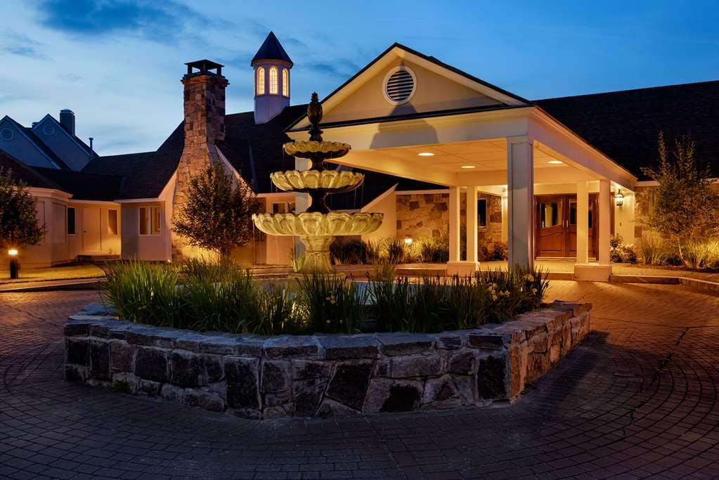 Orchards Hotel ويليامزتاون المظهر الخارجي الصورة